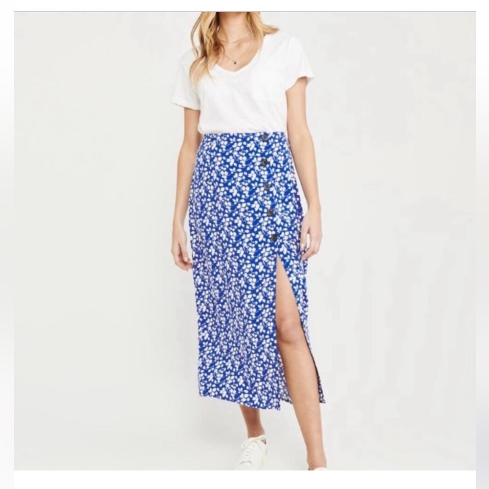Abercrombie floral midi skirt with buttons